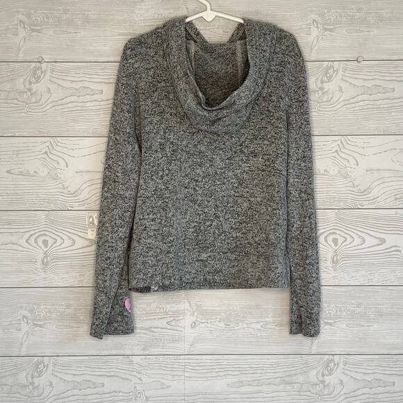 Girls' Hurley soft & light Hacci knit pullover hoodie Size Small (7) - Picture 2 of 6